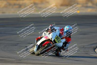 media/Oct-06-2024-Race Pace (Sun) [[d7d39ec7ad]]/1-Turn 10 (730am)/